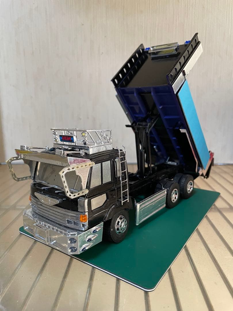 デコトラ プラモデル ダンプ