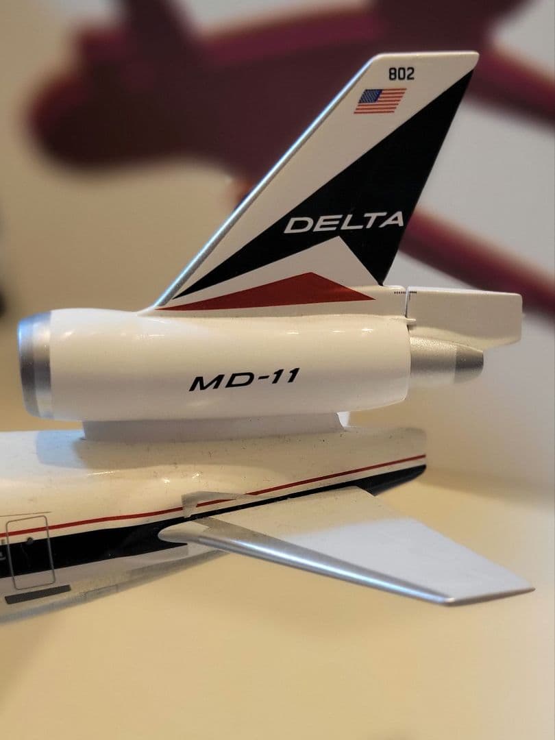 超激レア！McDonnell Douglas MD-11 1/200　デルタ