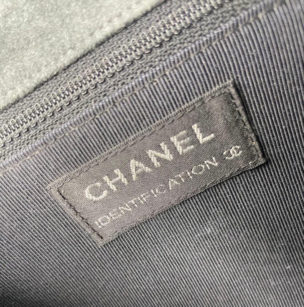 CHANEL シャネル　ムートン　チェーン　バッグ