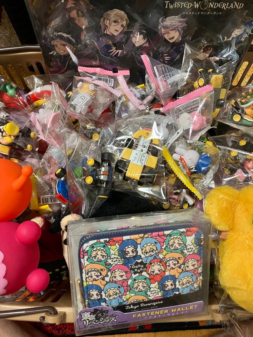 アニメグッズ超大量雑貨500点以上まとめ売りコミック漫画ジャンプ