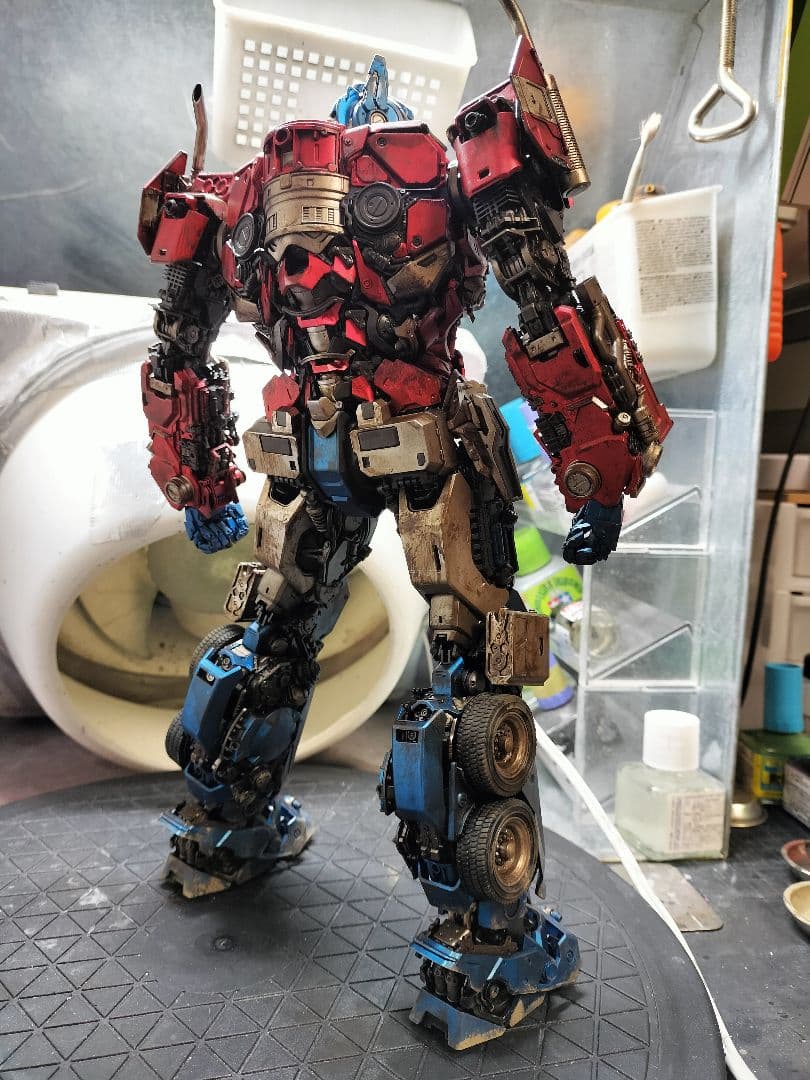 yolopark オプティマス・プライム塗装済み完成品