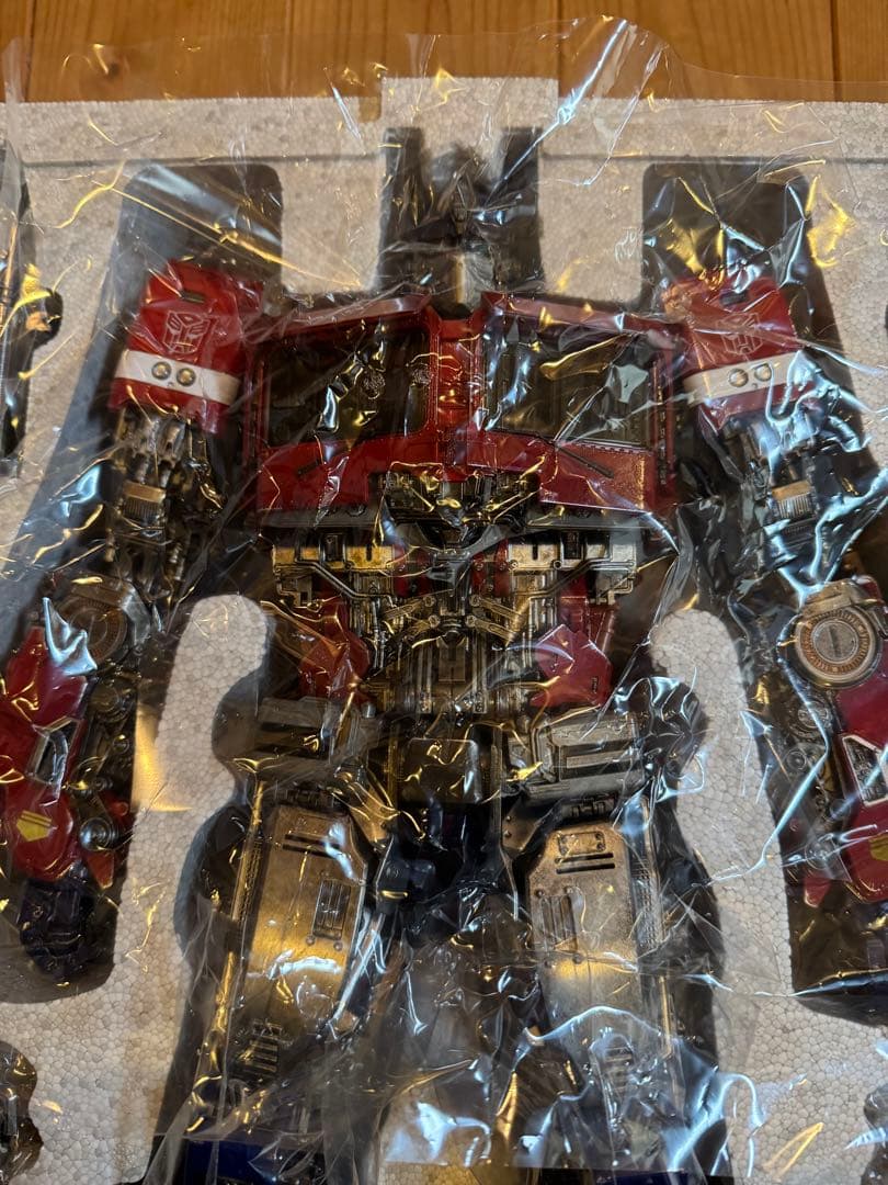 threezero バンブルビー版 PREMIUM オプティマスプライム