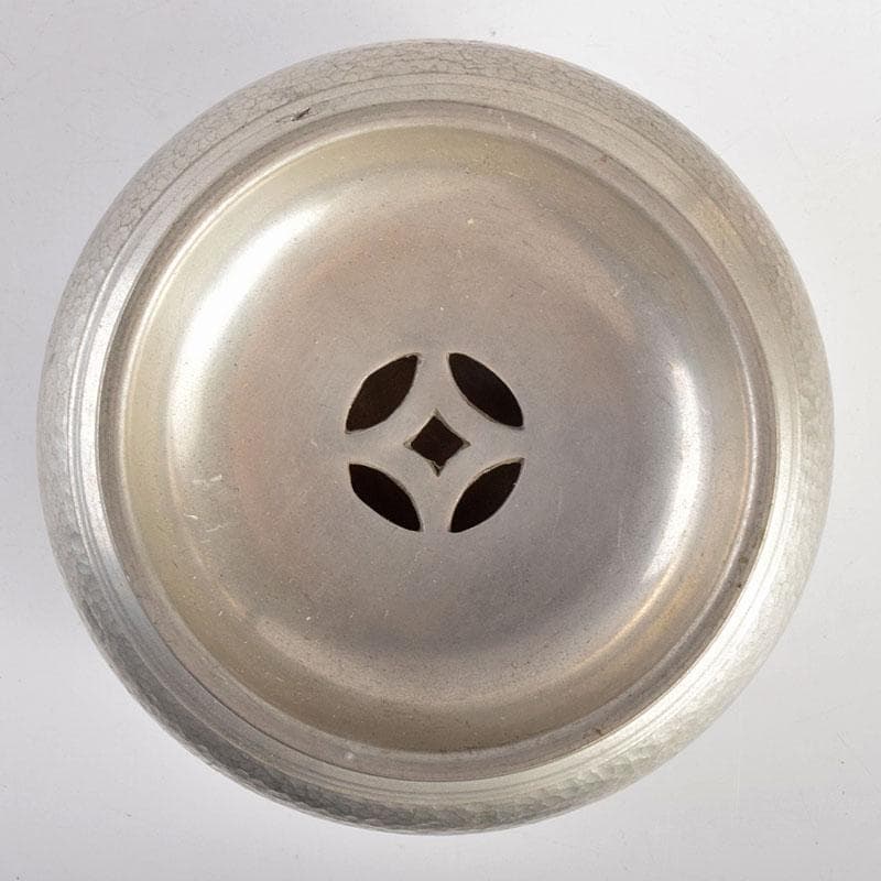 煎茶道具　継山造　本錫　鎚目　茶こぼし　建水　約242g　M　R4948