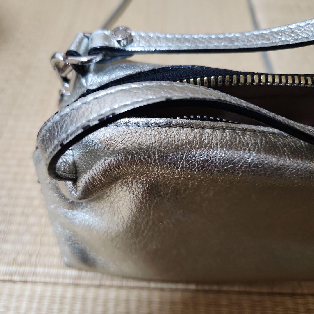 ジャンニキアリーニ　Sサイズ　斜めがけバッグ