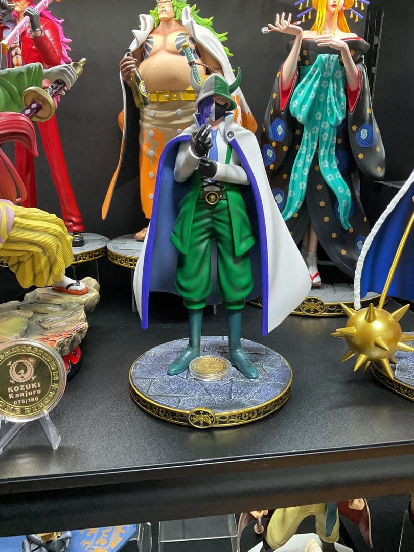 ワンピースフィギュア　ウルティ、ページワンpopサイズ　ガレージキット2体セット