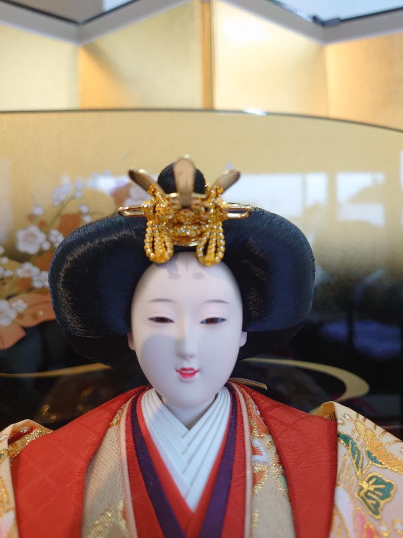 ●新品おひなさま●　金襴衣装飾り　落とし屏風スタイル　フルセット