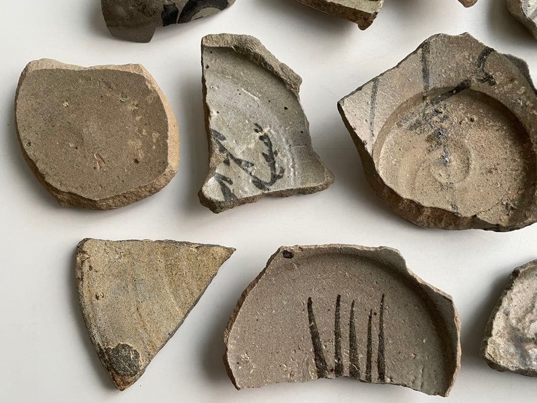 骨董　アンティーク　古唐津　絵唐津　陶片　残欠　古陶磁　桃山時代　焼山窯　松浦系