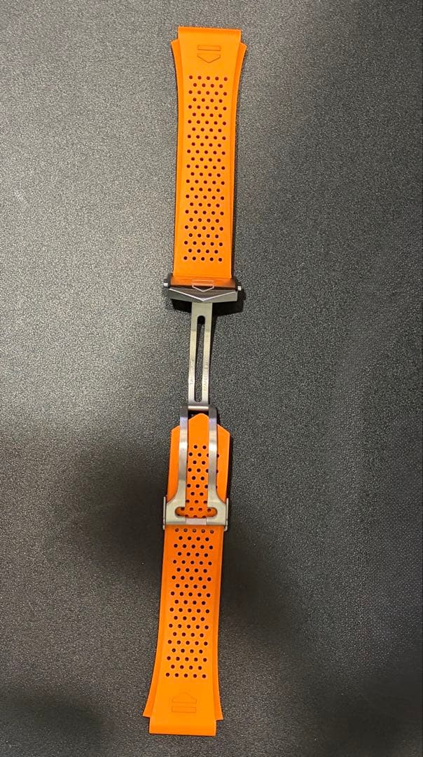 タグホイヤー オレンジ ラバーストラップ(Connected E4 45mm)