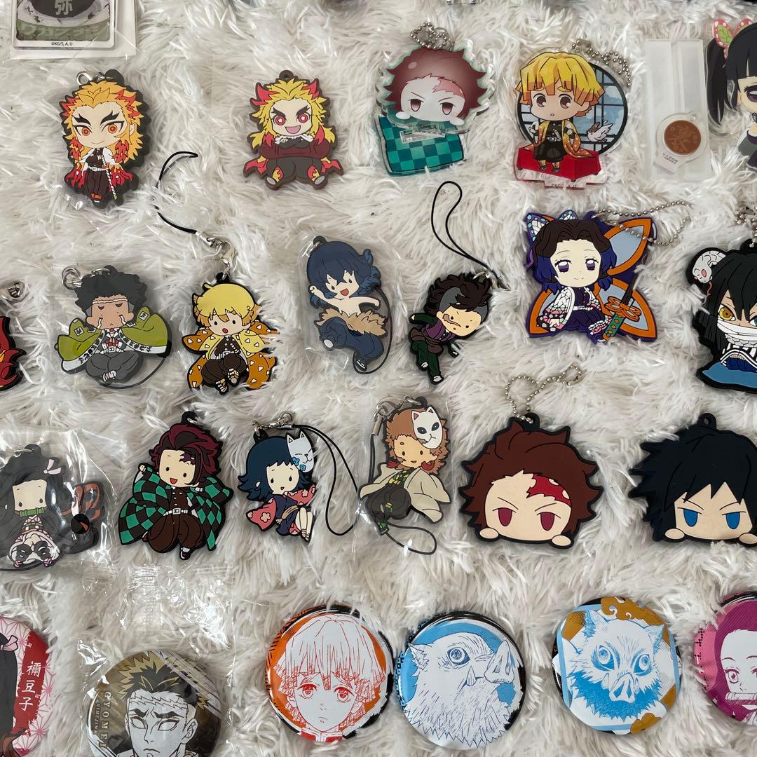 ☆☆鬼滅の刃・フィギュア・マスコット・缶バッジ等☆まとめ売り☆☆