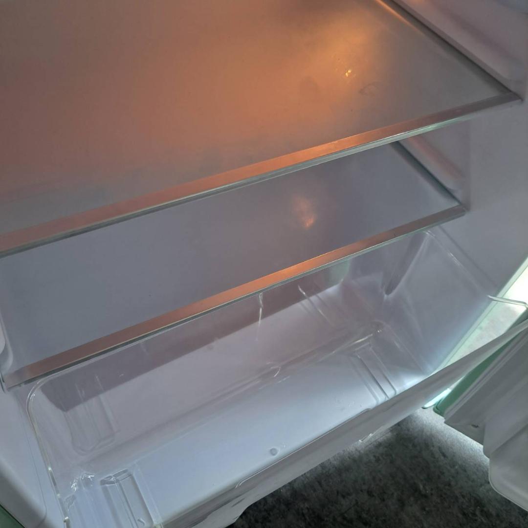 オーヤマ　レトロデザイン　2024年製　冷蔵庫　PRR-082D-LG　81L