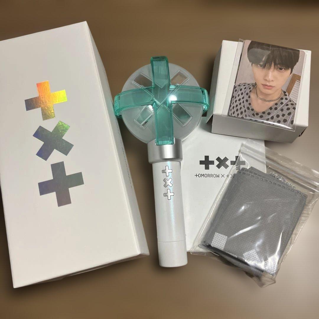 TXT ペンライト MOA棒 ver2 新品・未開封】txt ペンライト Ver.2 2本 モア棒 moa棒 トゥバ TXT