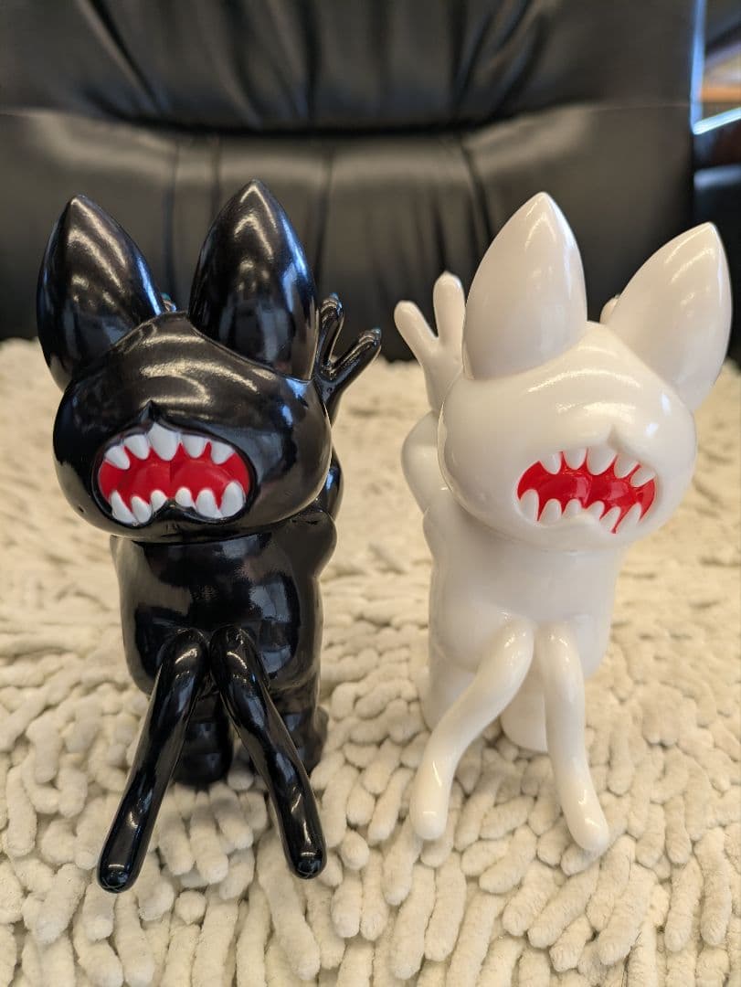 インディーズ　ソフビ　ジゴクネコ　おにぎり　白　黒　2体セット