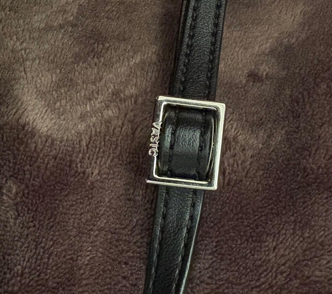 VASIC EMMA 黒 ショルダーバッグ がま口