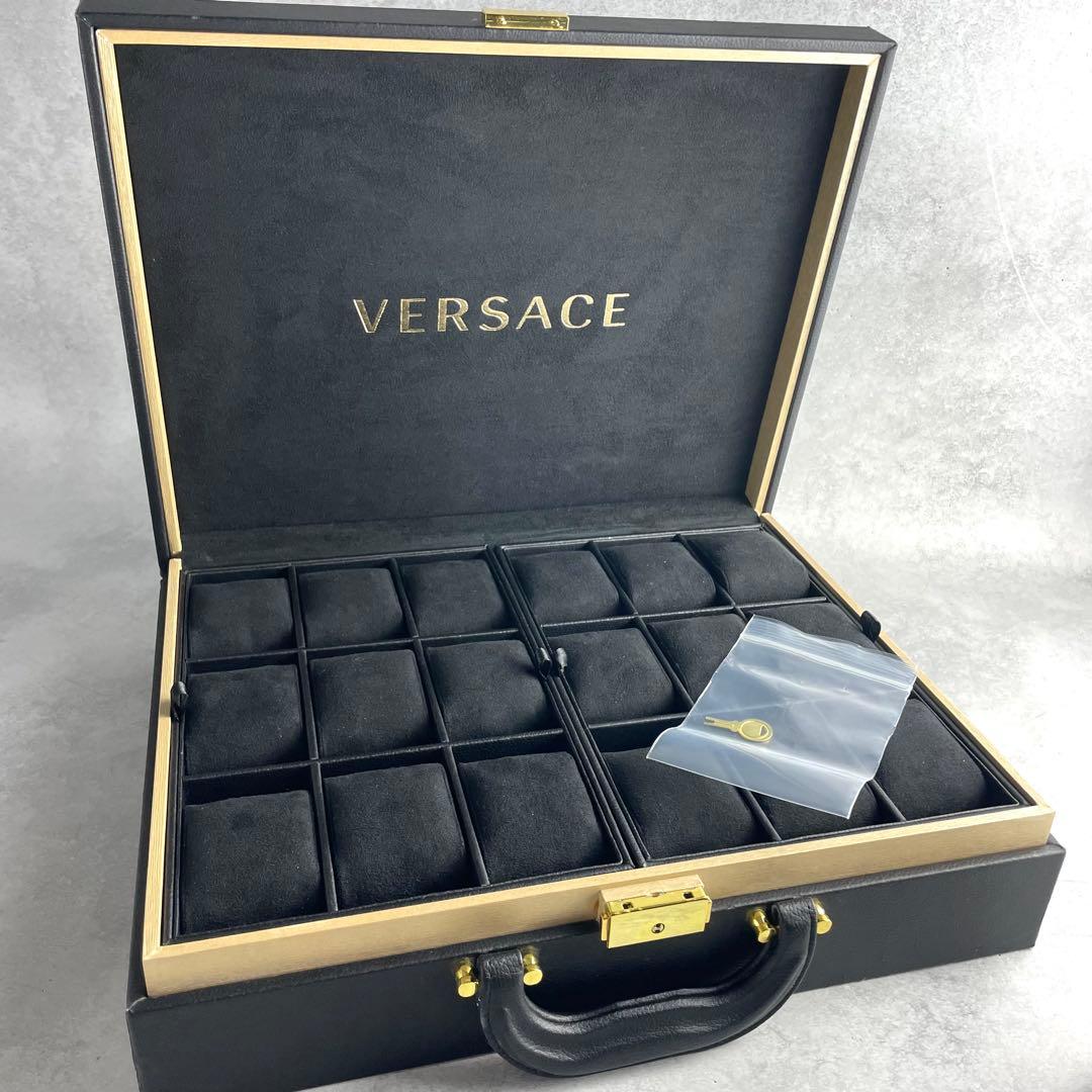 入手困難✨ ヴェルサーチ VERSACE 時計ケース ビジネスバッグ メデューサ