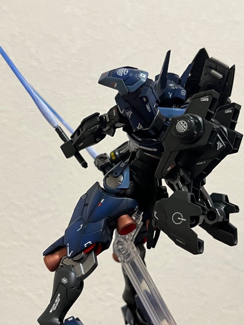 HG 1/144 ガンダムルブリス 全塗装改造品 水星の魔女ガンプラ - メルカリ