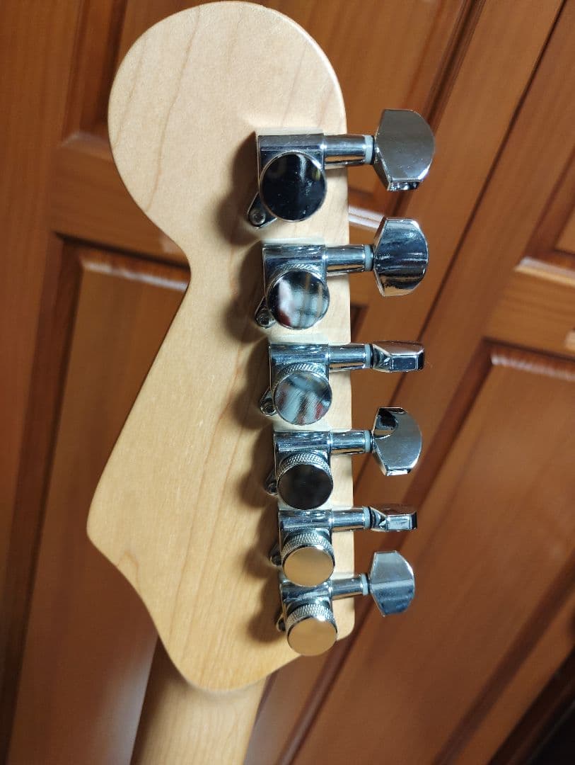 ストラトキャスター コンポーネントギター　ナチュラル