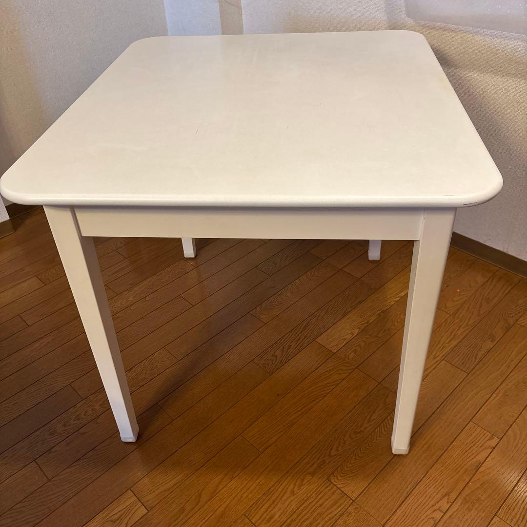 モモナチュラル　ダイニングテーブル　ホワイト