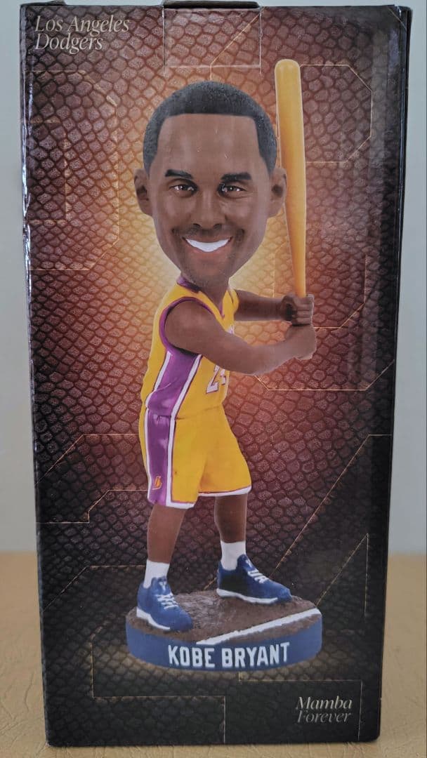 【新品未開封】コービーブライアント ボブルヘッド