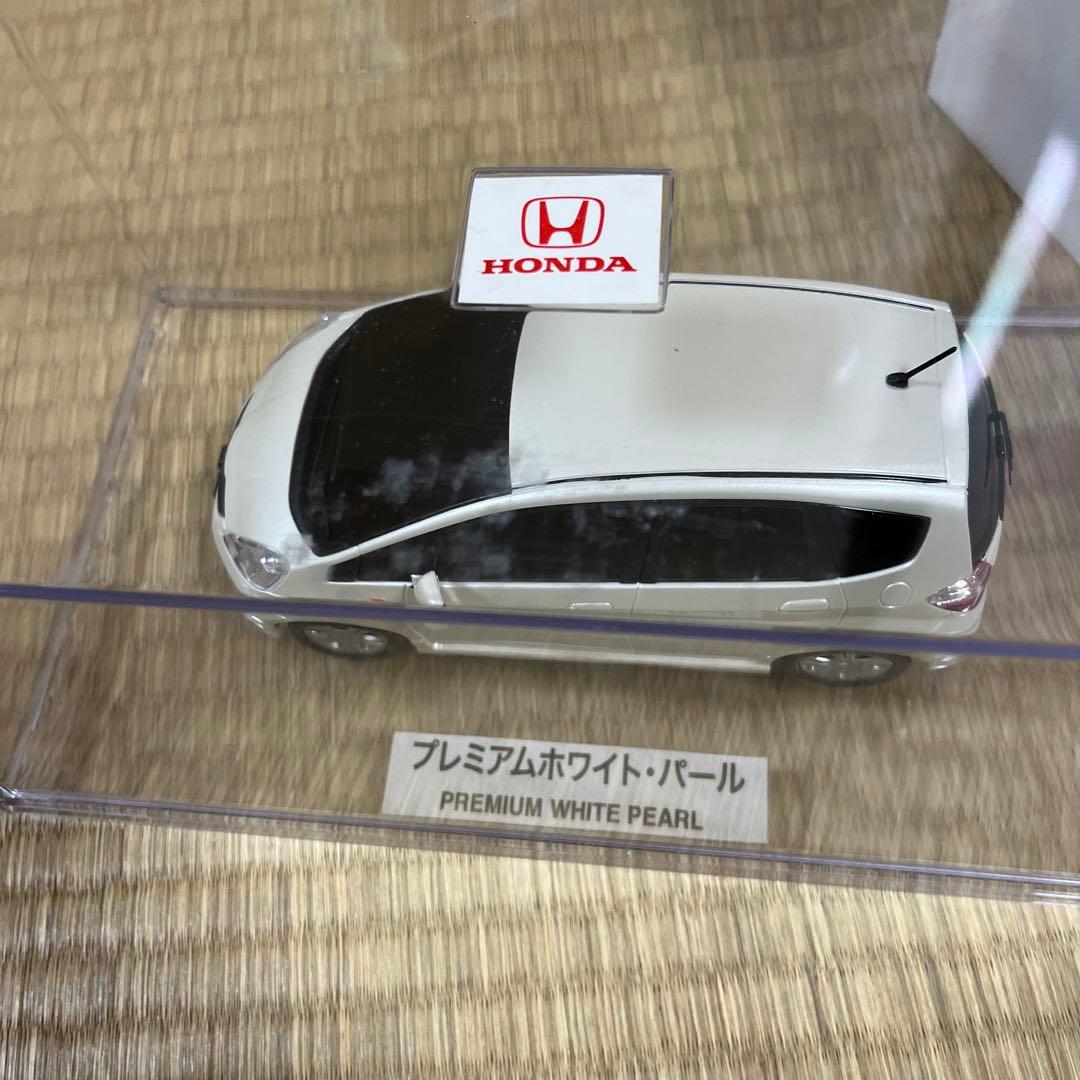 Honda FIT プレミアムホワイト・パール ミニカー