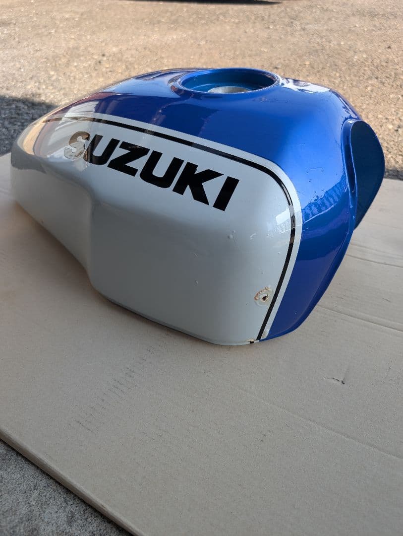 GSX400 インパルス　GK79A　タンク GSX400 インパルス GK79A タンク