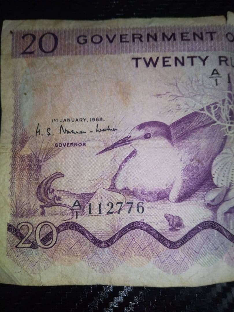 セーシェル共和国 1968年20ルピー 外国紙幣 インド 古紙幣の通販はau