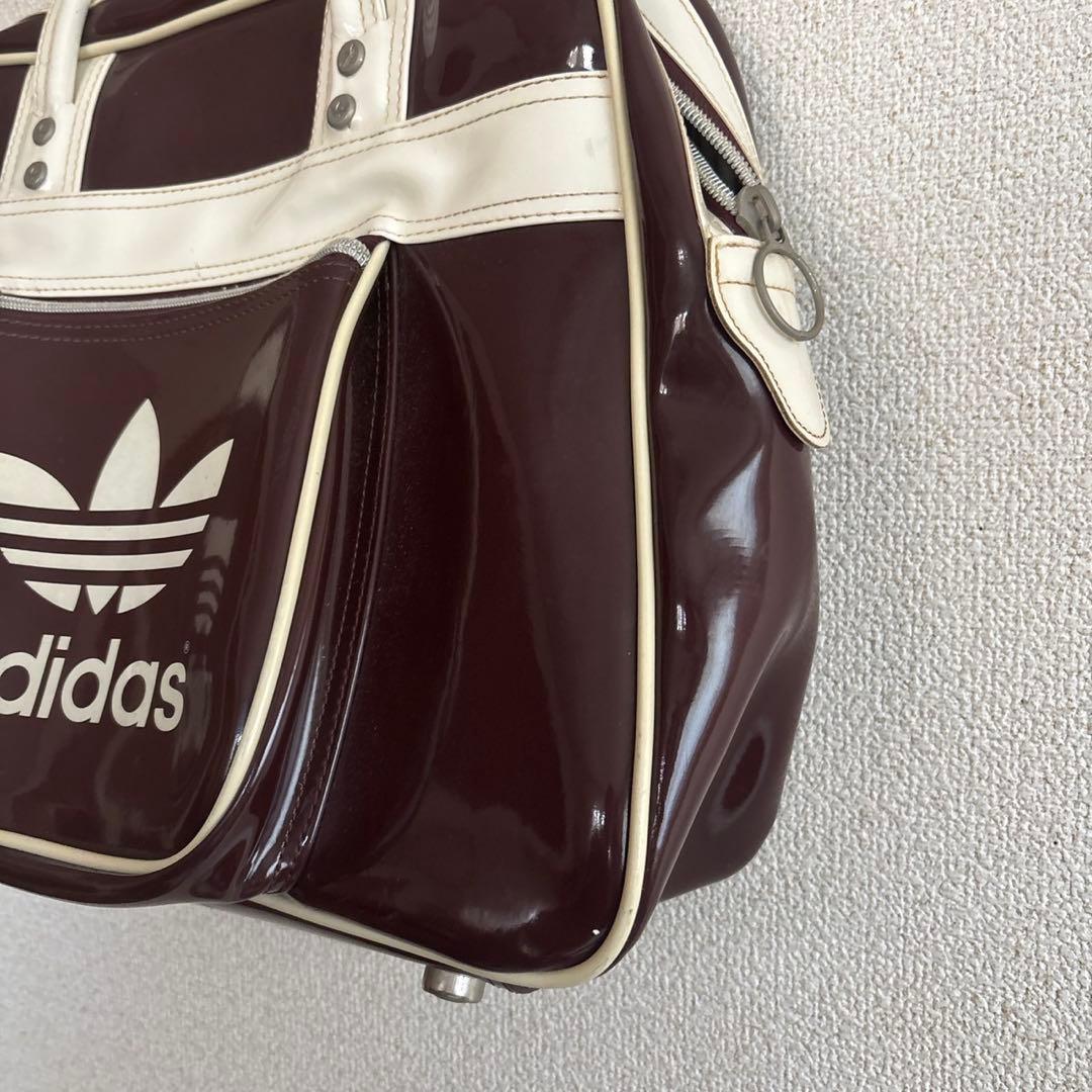 ヴィンテージ 90s adidas エナメル ボストンバッグ - メルカリ