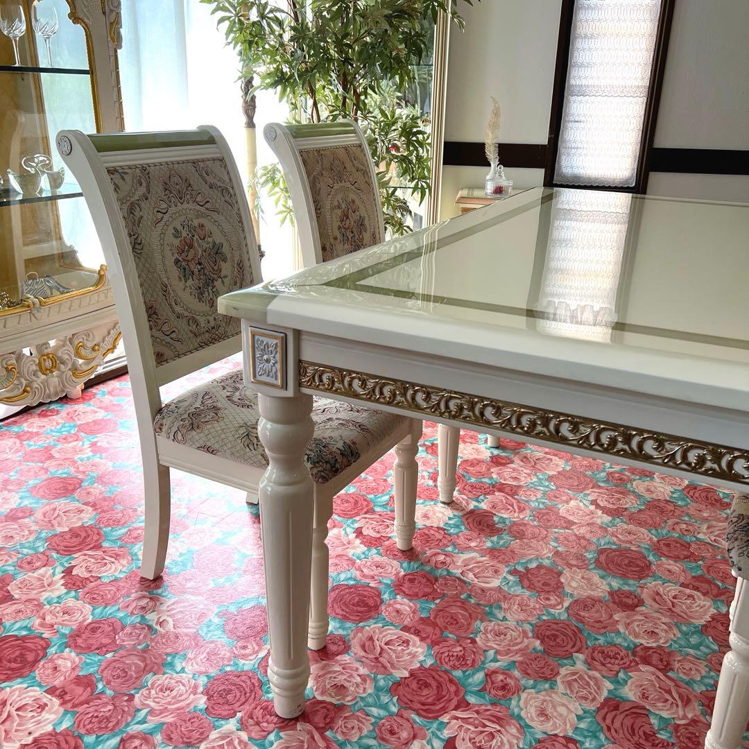 k531r122 グリーンの天然石が埋め込まれたエレガントなダイニングセット