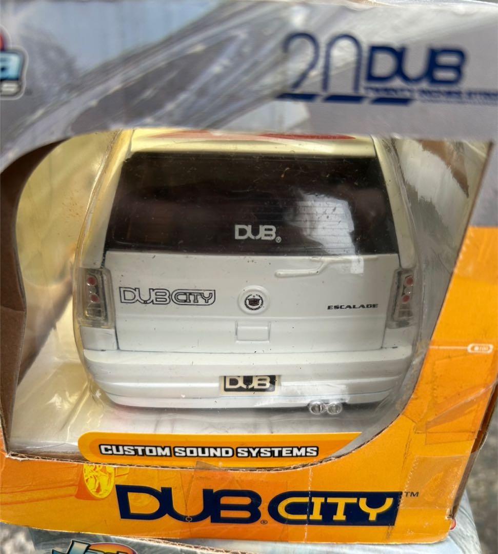 2002キャデラック エスカレード 1/24