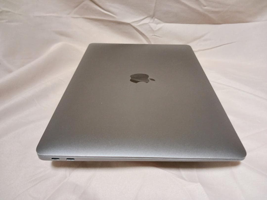 i5/16/256 バッテリー換済　MacBook Air 13　A1932