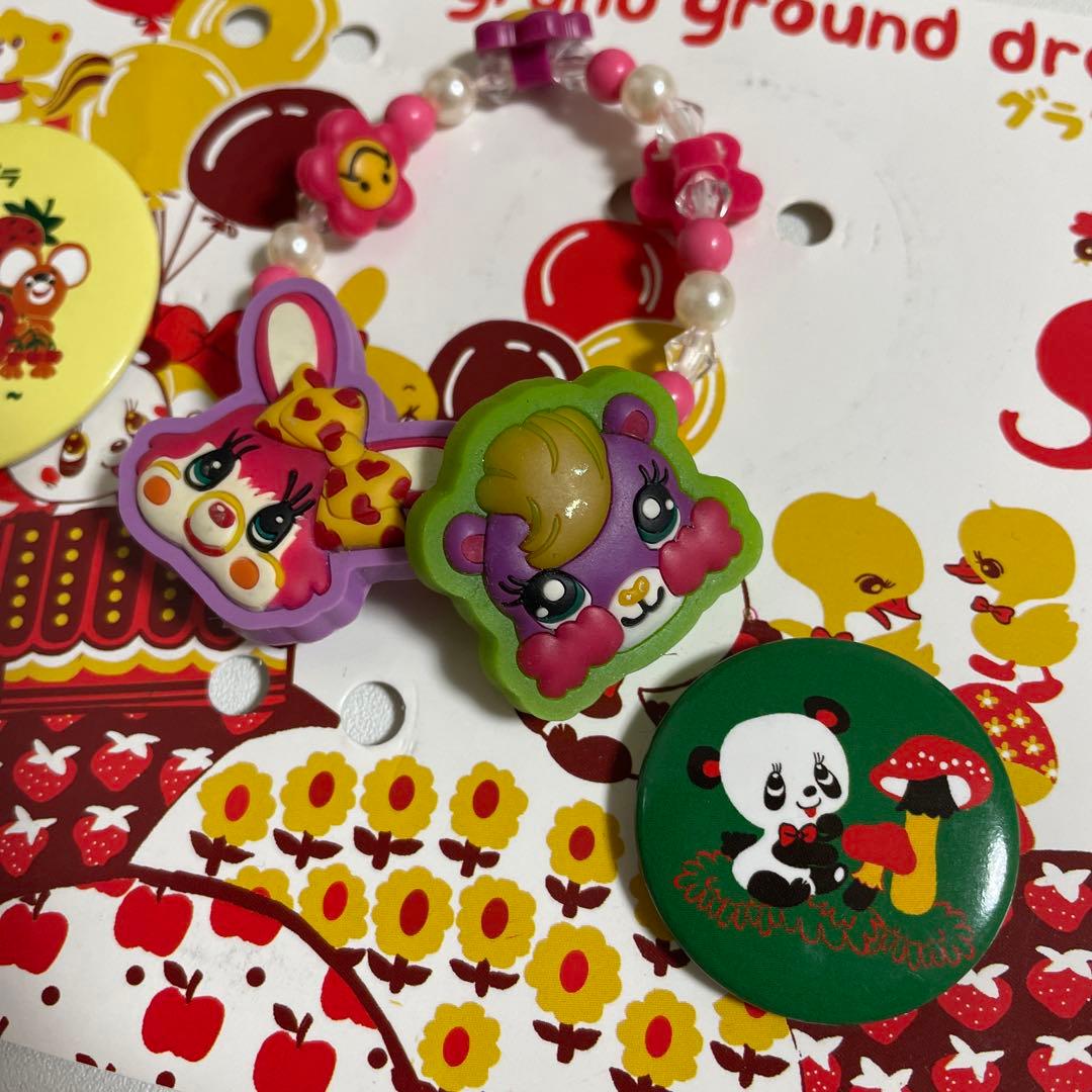 おまけ　グラグラ　缶バッジ　ブレスレット　レトロ　パンダ
