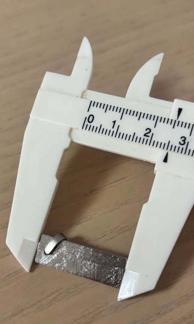 ギベオン 隕石 プレート 2.22g 25.5×8.5×1.3㎜