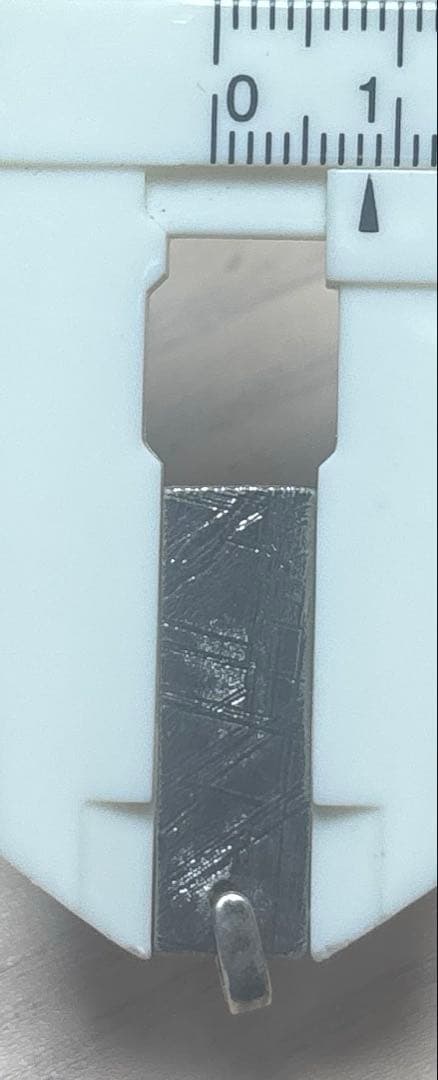 ギベオン 隕石 プレート 2.22g 25.5×8.5×1.3㎜