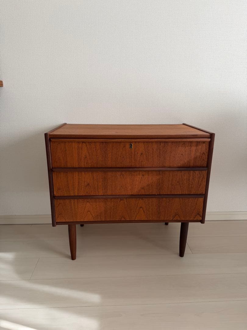 木製キャビネット 3引き出し Hanbjerg Møbelfabrik 木製キャビネット 3引き出し Hanbjerg Møbelfabrik WRITING BUREAU