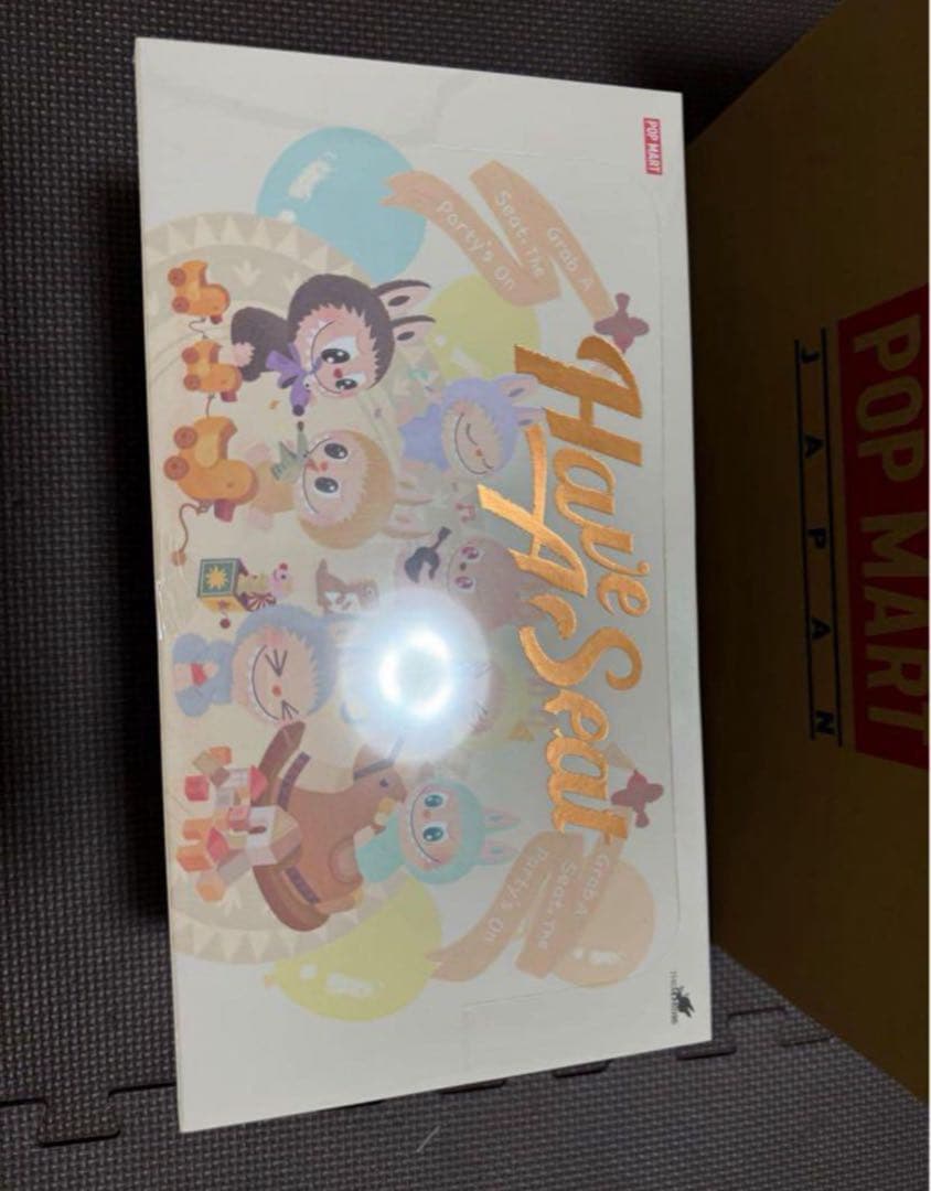 ポップマート LABUBU THE MONSTERS Have a Seat