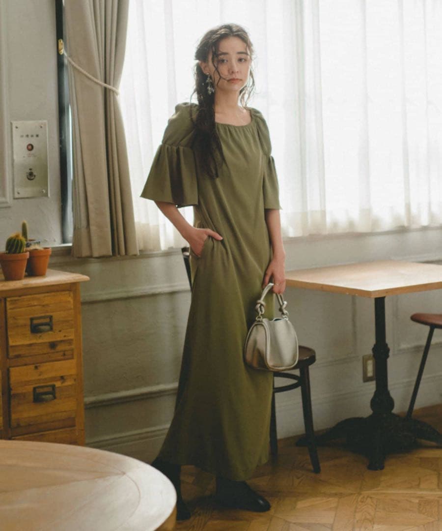 ユ*ン様 kastane オケージョン Bell sleeve color dr