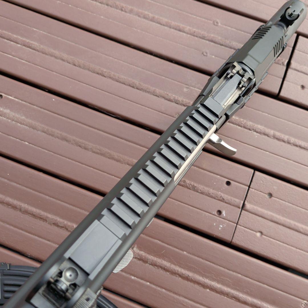 東京マルイ　次世代電動ガン　AKストーム　外装カスタム