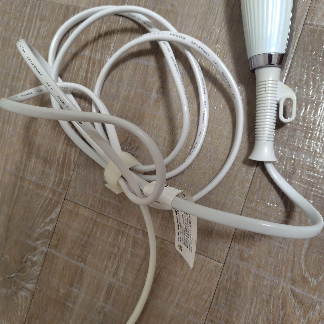 かぜぐすりになります　リファ　ドライヤー