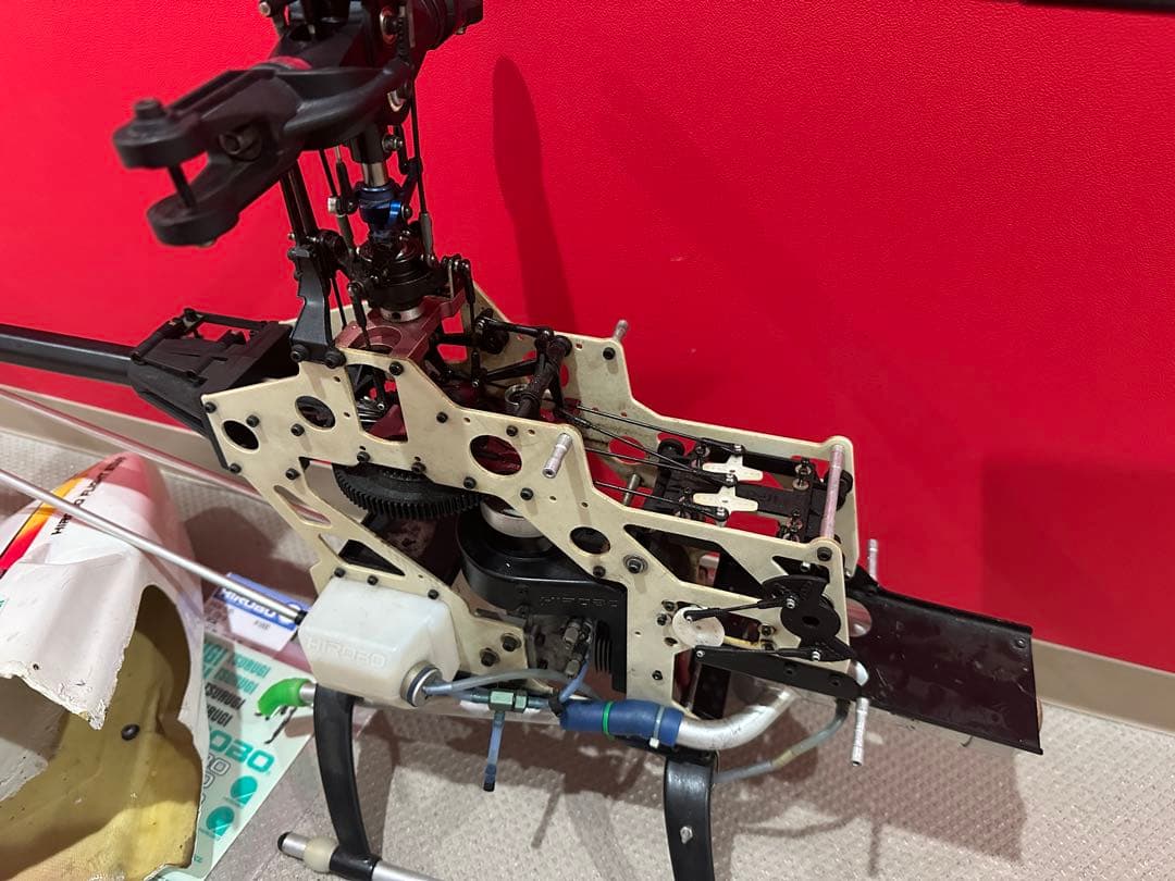 ラジコンヘリコプター ヒロボー 剣 HIROBO TSURUGI