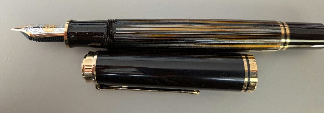 ペリカン 新品未使用　2013年茶縞トータスシェルブラウンM800万年筆B