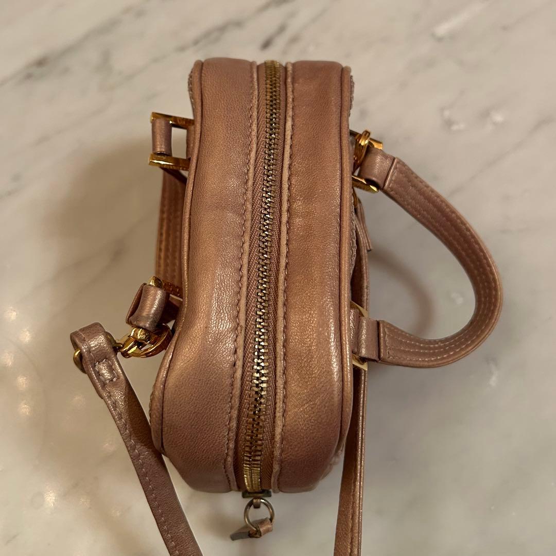 ロエベ　LOEWE 国内正規品　ミニポシェット　ゴールド　used