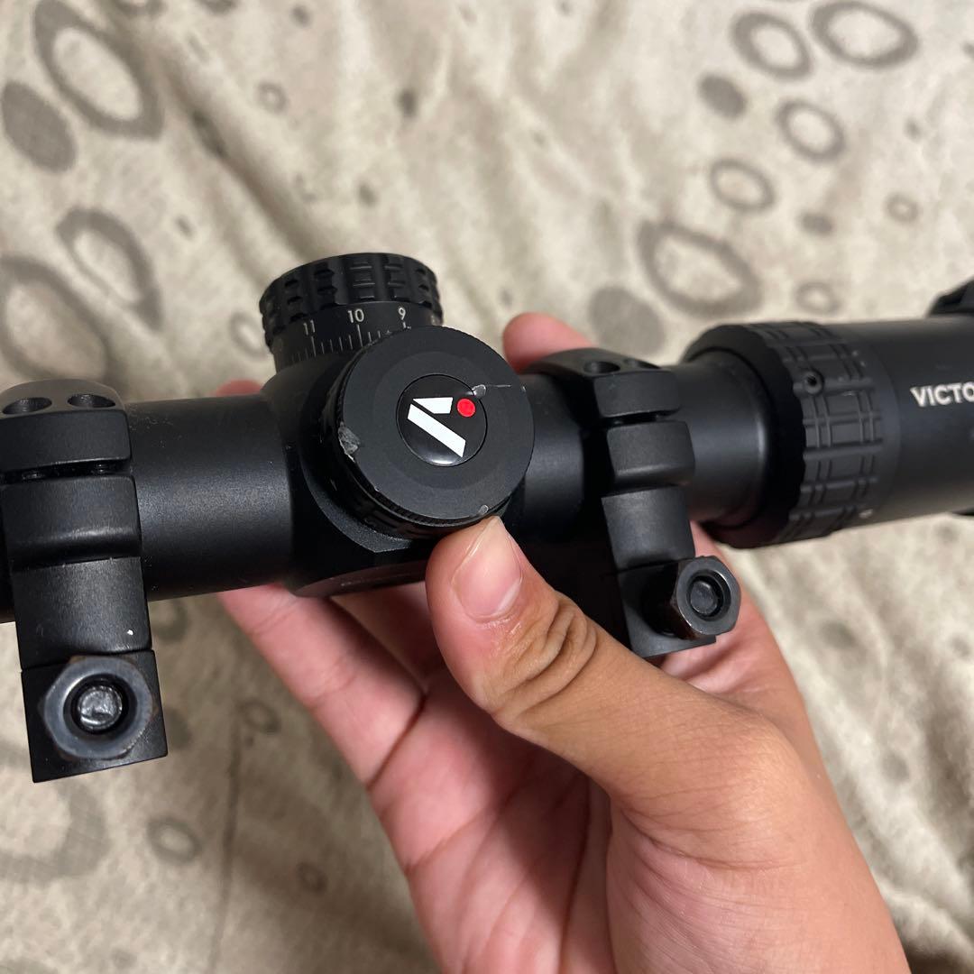 と*し様 VICTOR OPTICS 1-6x24 スコープ (20mmレール対