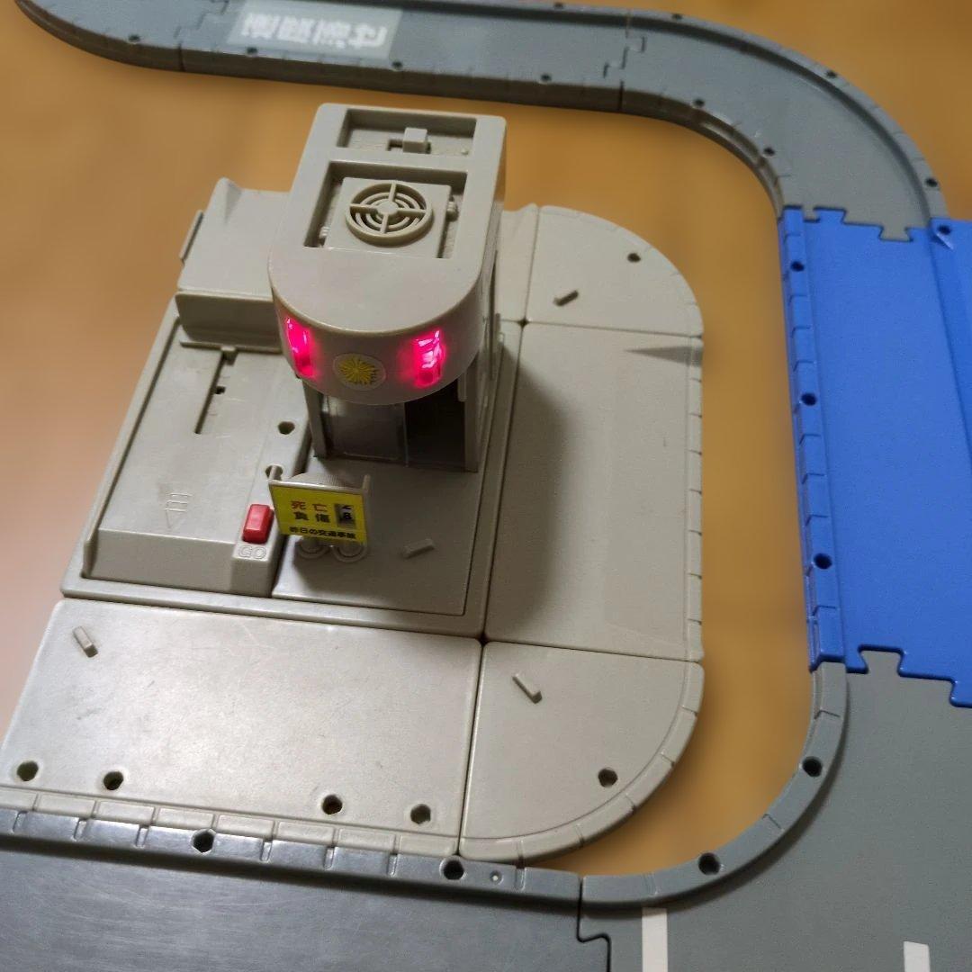 トミカ 道路コース やまみちドライブ　トミカビルディング