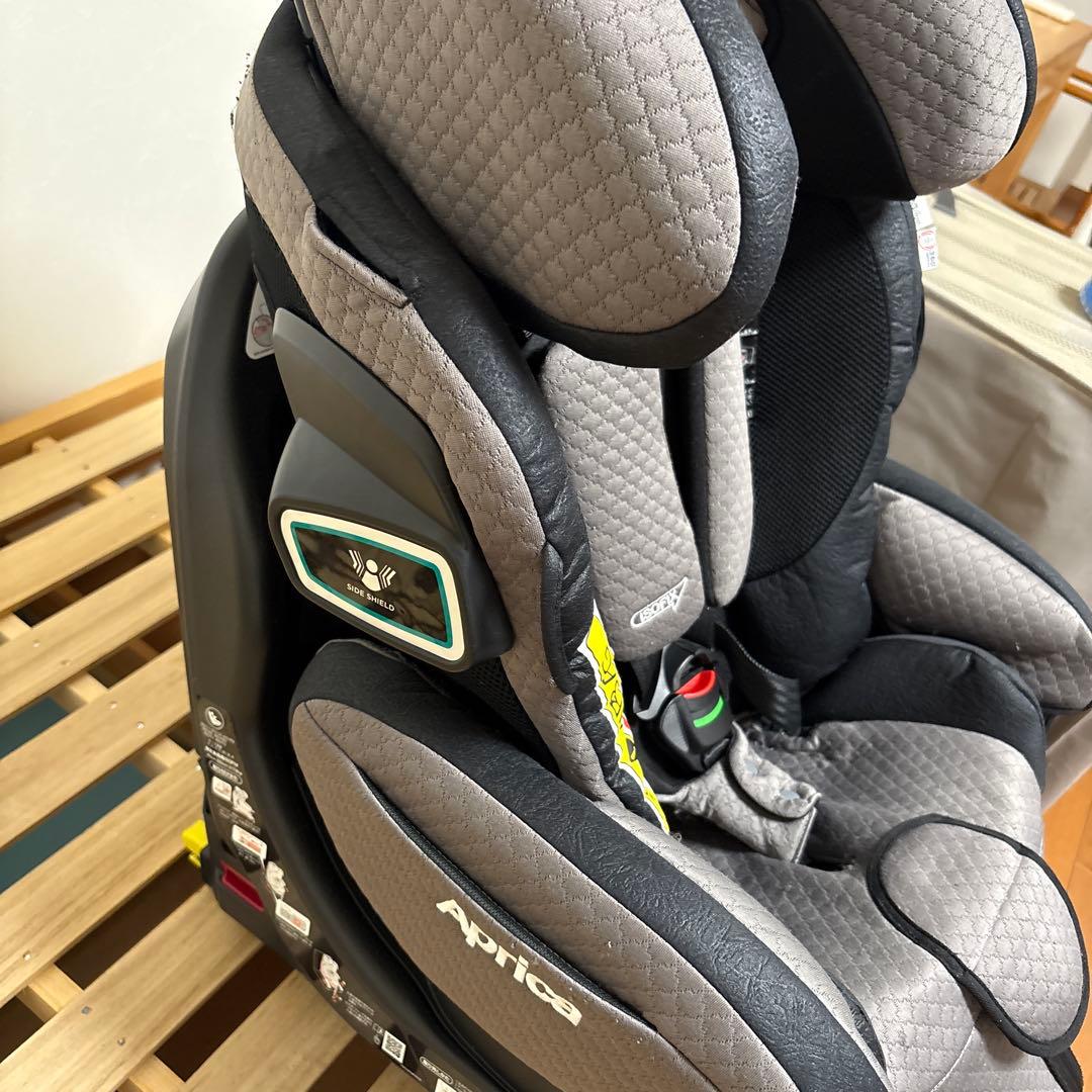 【Autumnセール】Aprica フラディアグロウ 360° プレミアムAB