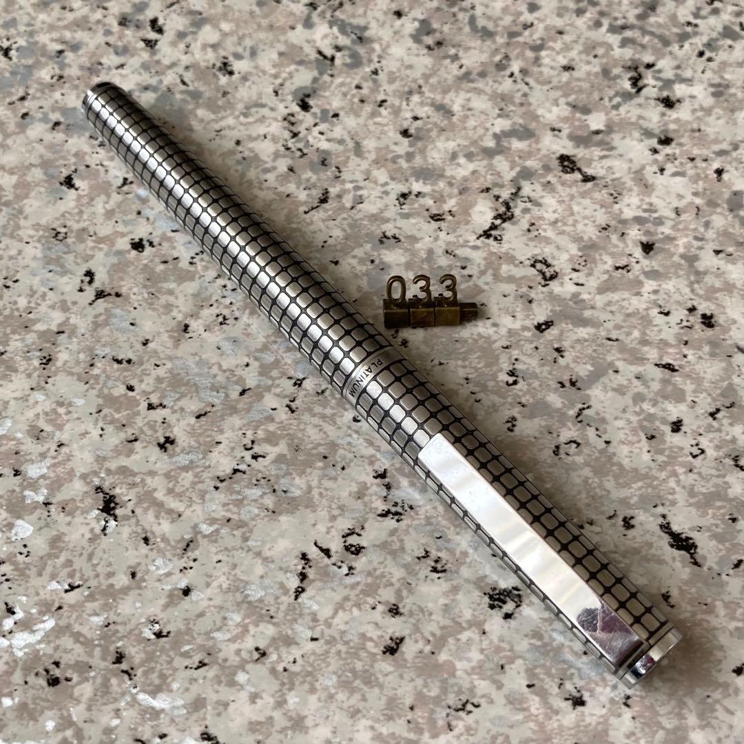 033 オーバーホール済み 万年筆 プラチナ 蝕刻 全格子 ロング 14k