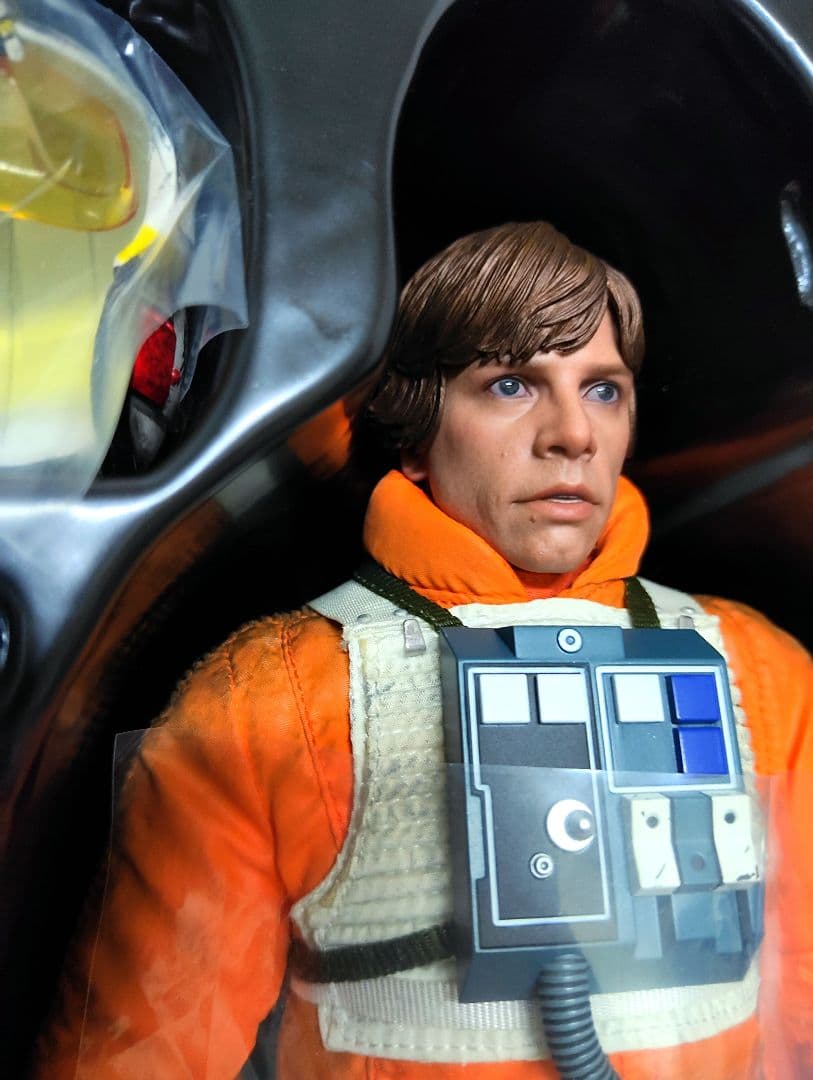 HOTTOYs•STARWARS[ルークスカイウォーカー]レイアヘッド付き!