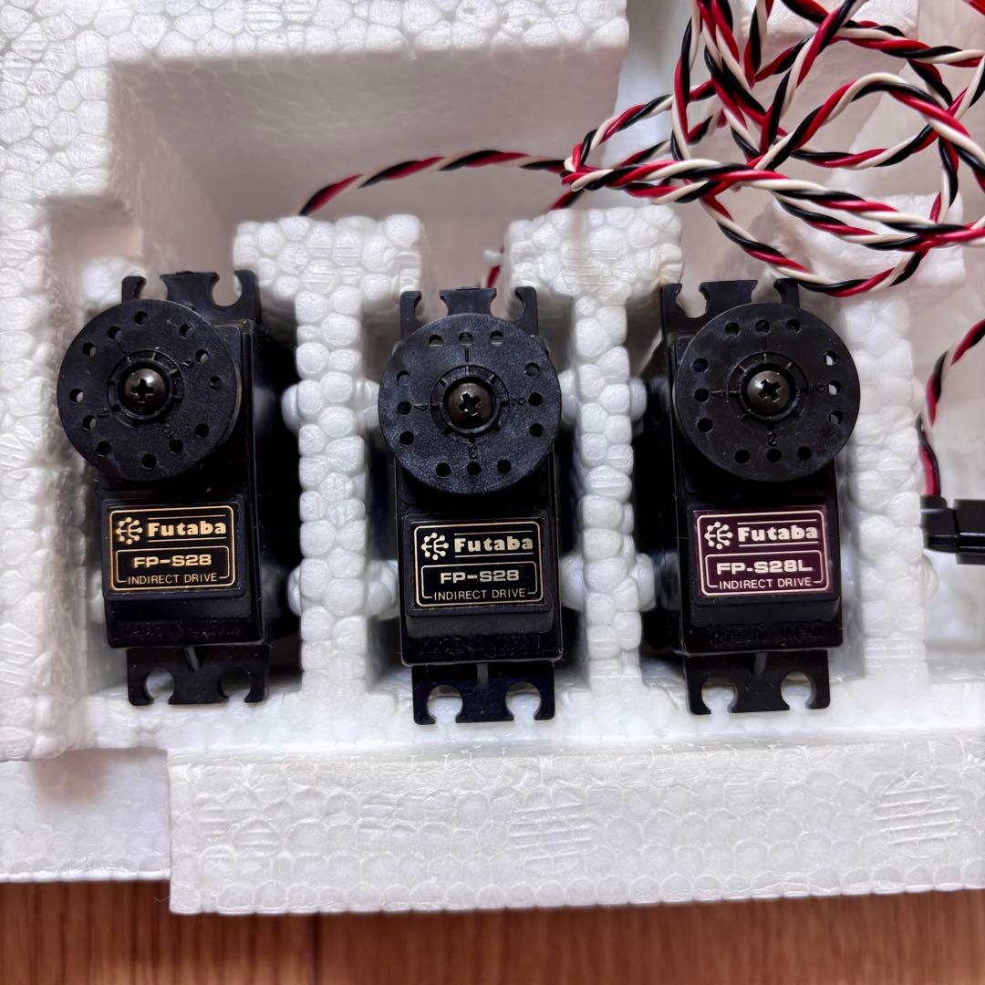 Futaba FP-T4WD 送信機 受信機 ラジコン 昭和レトロ