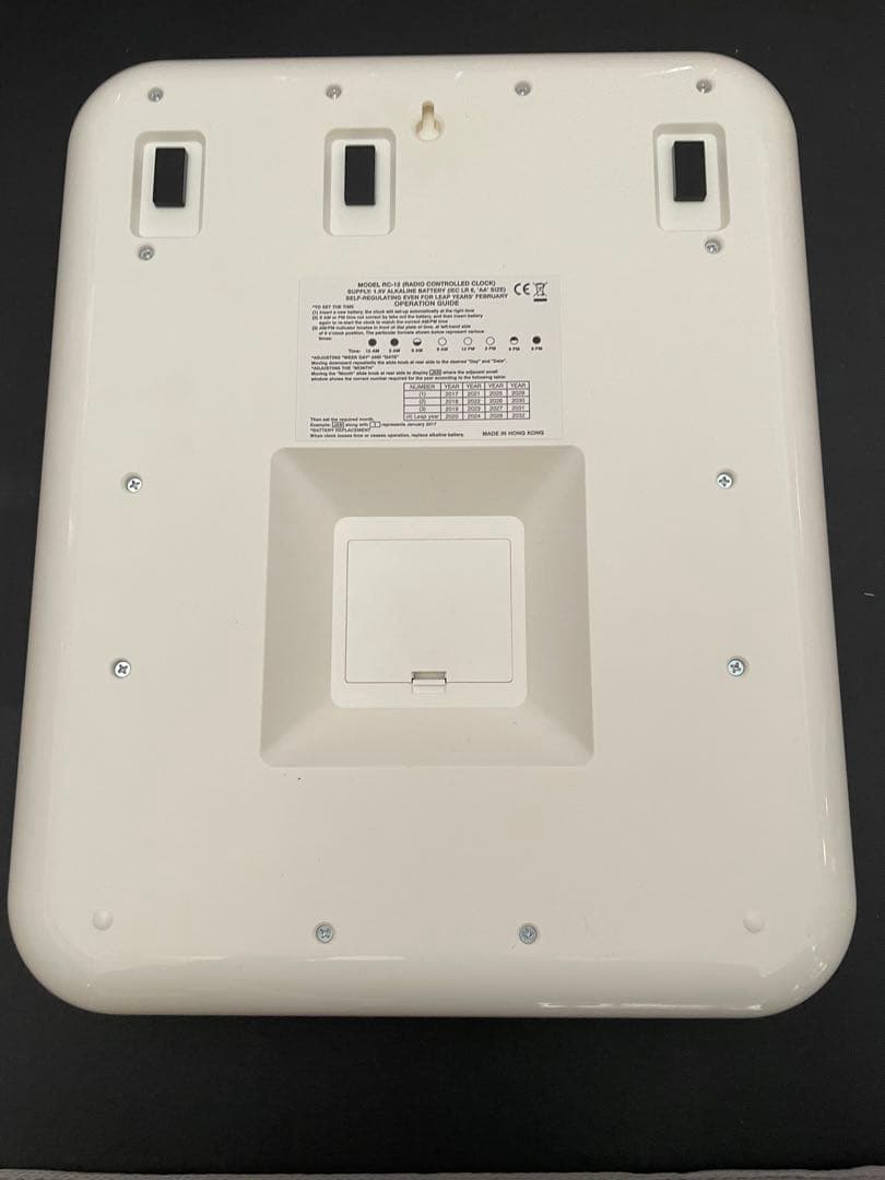 新品同様★TWENCO/トゥエンコ/パタパタ電波時計★ RC-12Aホワイト