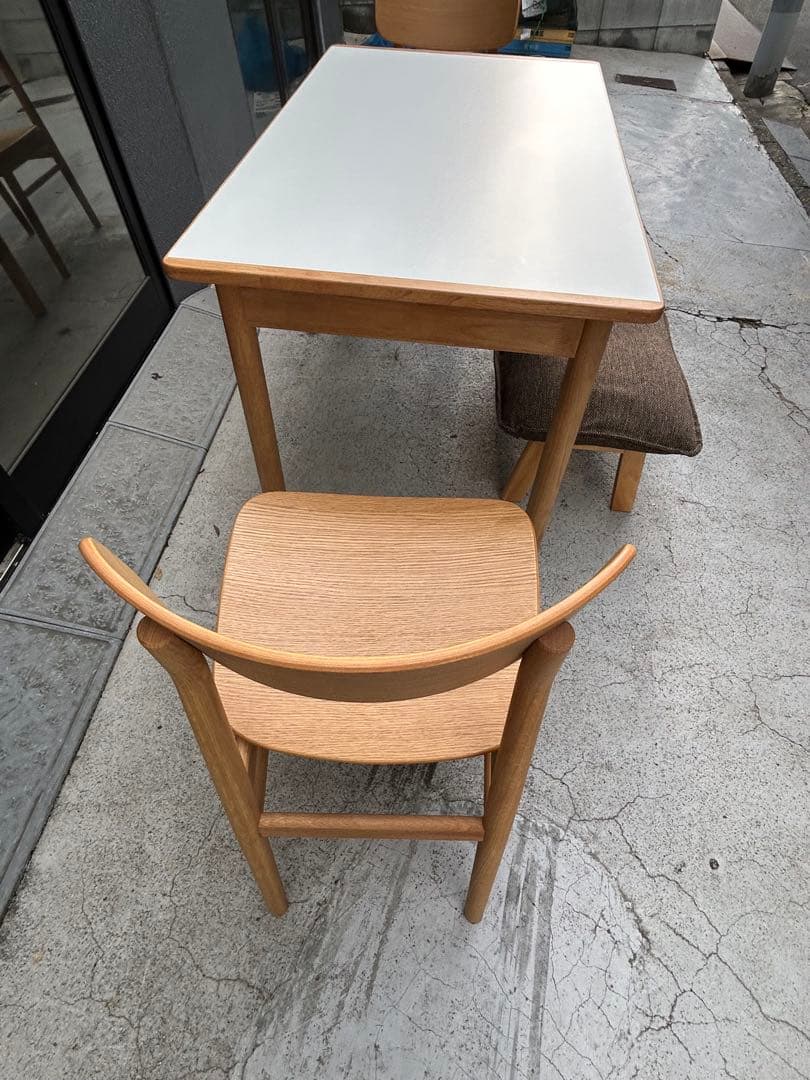 美品　無印　ダイニングセット　メラニン天板　ラウンドチェア2脚　オットマン付き