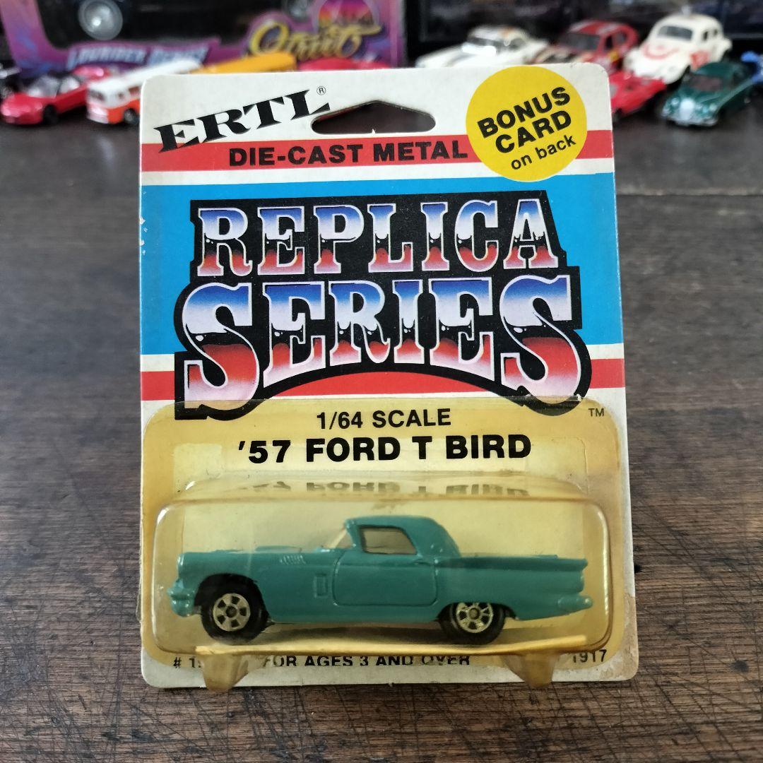 ERTL '57フォードTバード当時物 ヴィンテージミニカー1/64 海外物レア