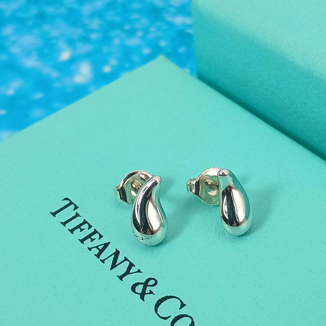 TIFFANY&Co. ティファニー ティアドロップ ピアス 925 シルバー - メルカリ